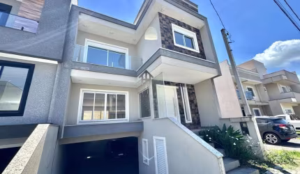 Casa em Condomínio para Venda em Curitiba, Pinheirinho, 3 dormitórios, 1 suíte, 3 banheiros, 4 vagas