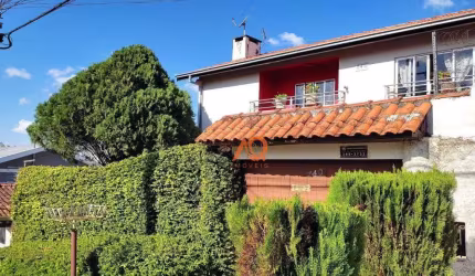 Sobrado com 3 dormitórios à venda, 301 m² por R$ 945.000,00 - Boa Vista - Curitiba/PR