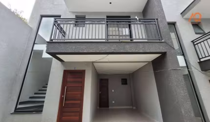 Sobrado com 3 dormitórios à venda, 122 m² por R$ 659.000,00 - Boa Vista - Curitiba/PR