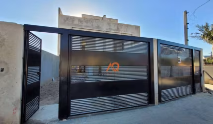 Sobrados com 3 dormitórios à venda, 108 a 139m² por R$ 659.000 - Uberaba - Curitiba/PR