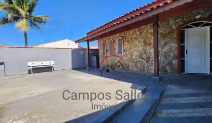 Casa à venda em Peruíbe/SP