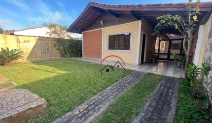 Casa à venda em Peruíbe/SP
