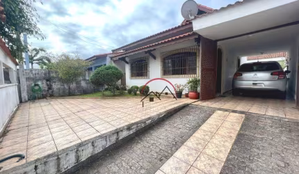 Casa à venda em Peruíbe/SP