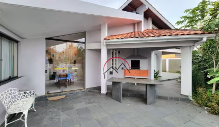 Casa à venda em Peruíbe/SP