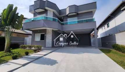 Casa à venda em Peruíbe/SP