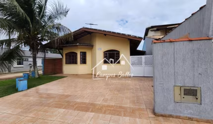 Casa à venda em Peruíbe/SP