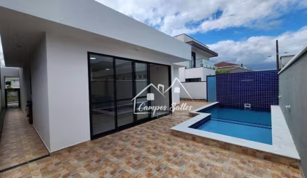 Casa à venda em Peruíbe/SP