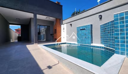 Casa à venda em Peruíbe - SP