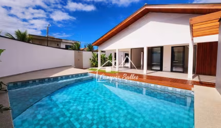 Casa à venda em Peruíbe - SP