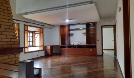 Casa em condomínio fechado com 3 quartos à venda na Alameda Quartzo, Alphaville, Santana de Parnaíba, 300 m2 por R$ 2.100.000