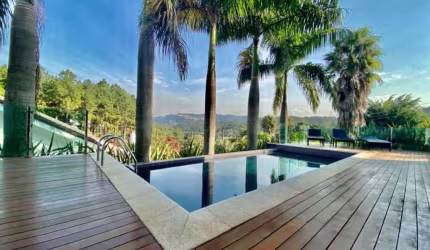 Casa em condomínio fechado com 4 quartos para alugar na Alameda Tubarão, Alphaville, Santana de Parnaíba, 700 m2 por R$ 45.000