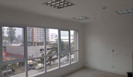 Sala comercial à venda na Avenida Sagitário, Sítio Tamboré Alphaville, Barueri, 55 m2 por R$ 450.000