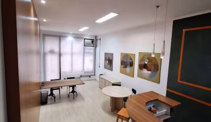 Prédio para alugar na Calçada dos Cravos, Condomínio Centro Comercial Alphaville, Barueri, 240 m2 por R$ 10.000