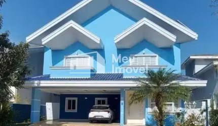 Otima casa em condominio com 4 suites, academia e piscina. 600m2- Jacarei