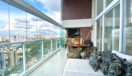 Lindo apartamento 4 suítes e 4 vagas 214m na Vila Mariana