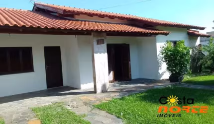 Casa Junto a Av da Plataforma em Tramandaí
