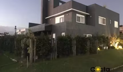Casa Alto Padrão Condominio Marina Park Residence  Tramandaí