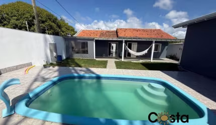 Casa com Piscina Próximo do Mar em Nova Tramandaí