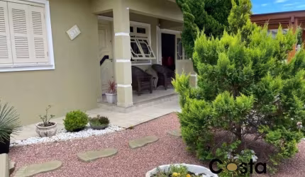 Casa com Piscina Próximo do Mar em Nova Tramandaí