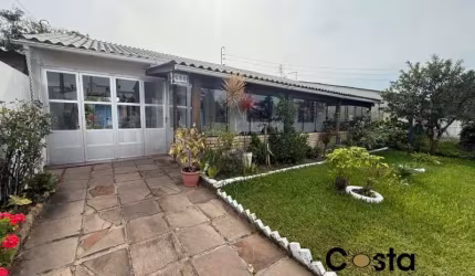 Casa  Mobiliada Junto a Av da Plataforma de Tramandaí