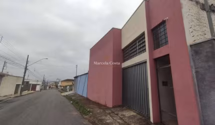 Casa à Venda em Saúde, Pouso Alegre - MG