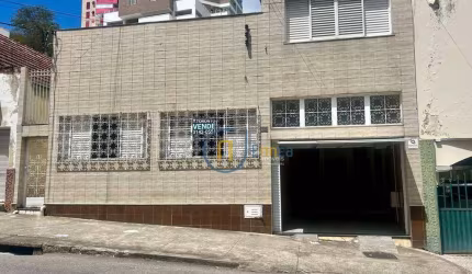 Casa com 4 Quartos à venda, 200 m² por R$ 590.000 - São Mateus - Juiz de Fora/MG