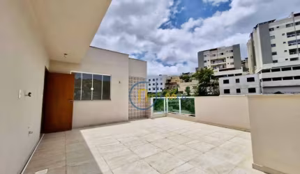 Cobertura com 3 Quartos à venda, 150 m² por R$ 560.000 - São Pedro - Juiz de Fora/MG