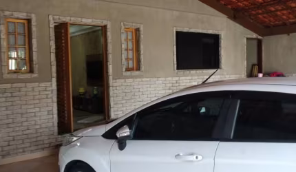 Excelente Casa Terrea com 3 dormitorios e 4 banheiros