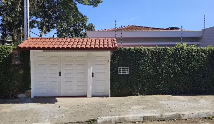 Casa para Venda em Guarulhos, Vila Maranduba, 4 dormitórios, 1 banheiro, 4 vagas