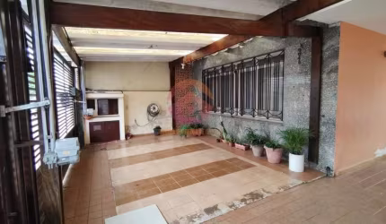 Casa Térrea para Venda em Guarulhos, Vila Galvão, 2 dormitórios, 1 suíte, 2 banheiros, 3 vagas