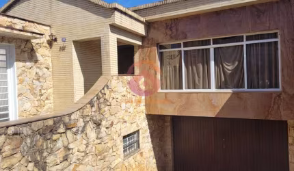 Casa Comercial para Locação em Guarulhos, Vila Rosália, 3 dormitórios, 1 suíte, 1 banheiro, 6 vagas