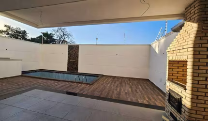 Sobrado a venda | 400m² | 4 suítes | 5 vagas  Jardim Floresta - São Paulo/SP