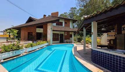 Sobrado com 490m² | piscina | 4 suítes | 8 vagas | Barro Branco (Zona Norte) - São Paulo/SP