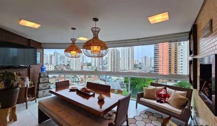 Apartamento à venda | 193m² | 3 suítes | 4 vagas | Santana - São Paulo/SP