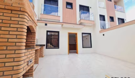 Sobrado à venda | 110m² | 3 dormitórios | 1 suíte | 2 vagas - Parque Vitória - São Paulo/SP