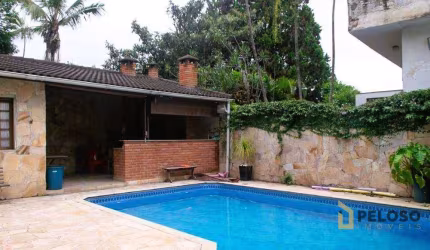 Sobrado à venda | 500m² | 5 dormitórios | 4 suítes | 8 vagas | Mandaqui - São Paulo/SP