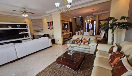 Sobrado à venda, 246 m² por R$ 2.200.000,00 - Jardim Tremembé - São Paulo/SP