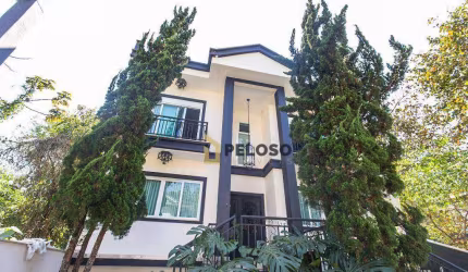 Sobrado à venda | 600m² | 4 suítes | 10 vagas | Jardim Floresta - São Paulo/SP