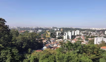 Sobrado à venda | 362m² | 4 suítes | 6 vagas | Vila Irmãos Arnoni - São Paulo/SP