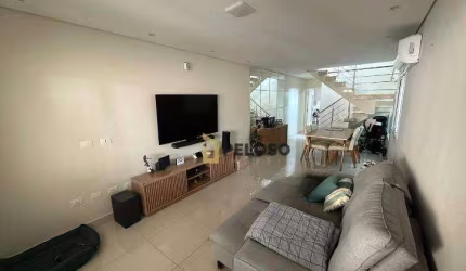 Sobrado à venda | 148m² | 3 suítes | 2 vagas | Água Fria - São Paulo/SP