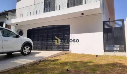 Casa assobradada em condomínio fechado| à venda | 450mts² | 4 dormitórios | 3 suítes | jardim de inverno | 6 vagas | Jardim Ibiratiba - São Paulo/SP