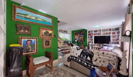 Casa em condomínio à venda | 247m² | 3 suítes | 4 vagas | Santa Teresinha - São Paulo/SP