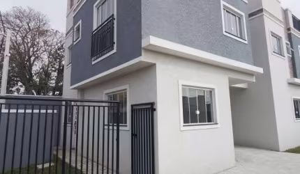 Sobrado à venda no bairro Sítio Cercado - Curitiba/PR