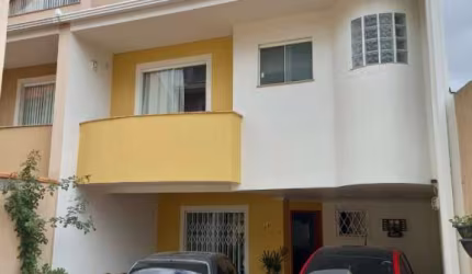 Sobrado Triplex