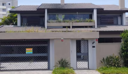 Casa à venda no bairro Seminário - Curitiba/PR
