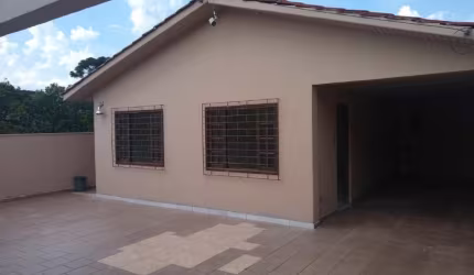 Casa à venda em Curitiba/PR