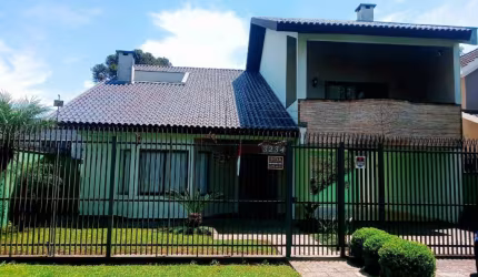 Sobrado à venda em Curitiba/PR