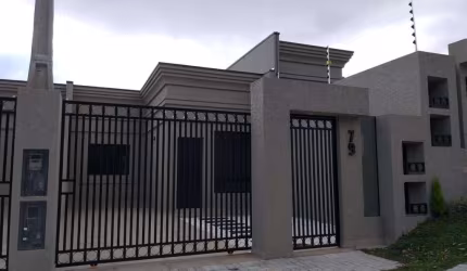 Casa à venda em Araucária/PR