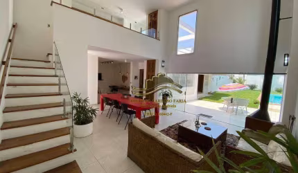 Guarujá Praia da Enseada Casa 4 Dormitórios 638m² de Terreno 3 Vagas Jardim com Piscina