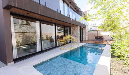 Tamboré Santa de Parnaíba-SP Casa 5 Suítes 400m² Piscina Área Gourmet Mobiliada Escritório